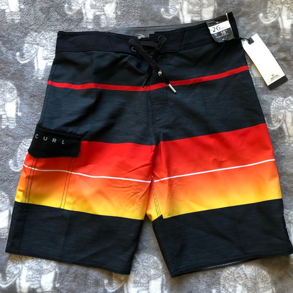 Rip Curl Boys Swim Shorts W24” Mid-Leg18”